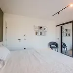 Freedom With Heated Pool And Tennis Court 别墅 *