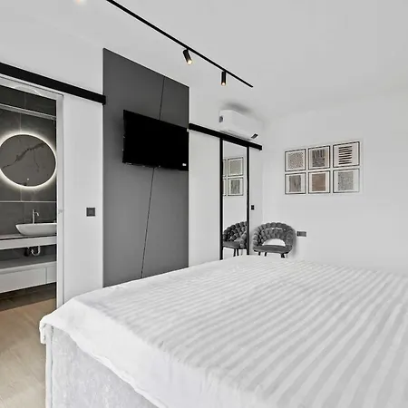 Freedom Villa *