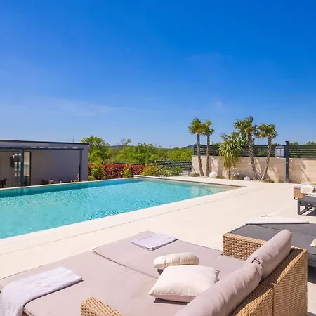 Freedom Villa