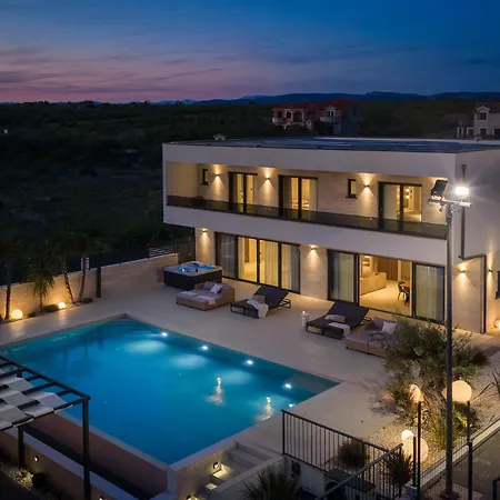Freedom Villa *