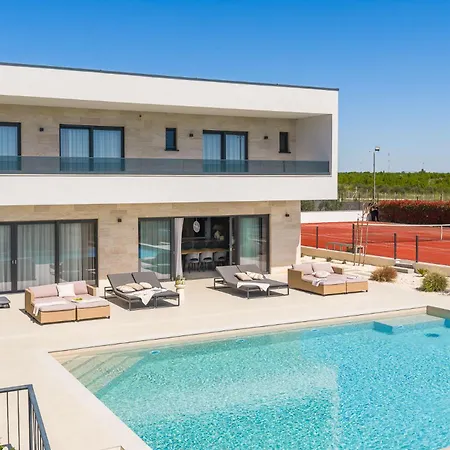 Freedom Villa